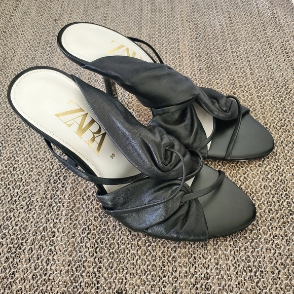 Zara Gathered Leather Heeled Sandals - Picture 5 of 13